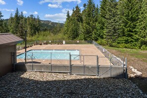 Piscina externa, piscina aquecida