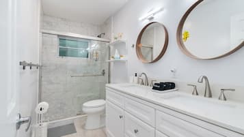Hair dryer, towels