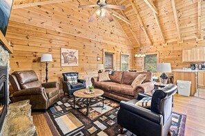 Een televisie, een open haard en videogames