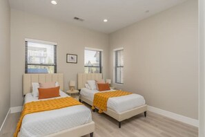 3 chambres, fer et planche à repasser, accès au Wi-Fi (inclus)