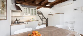 Charming patio house in San Lorenzo