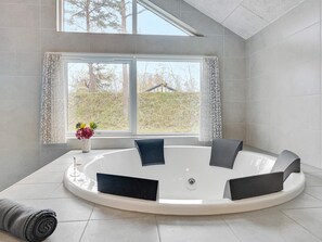 Spa treatment - 5 Star Holiday Home in Vaeggerlose (Vaeggerlose)