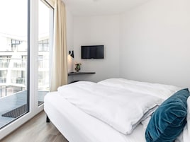 3 bedrooms
