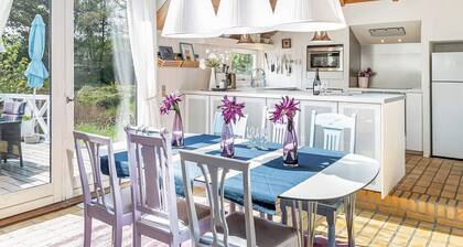 10 Person Holiday Home in Fjerritslev-by Traum