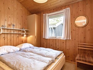 Casa | 4 quartos, individualmente mobiliados