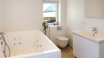 House | Bathroom