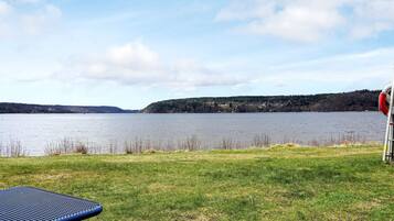 House | Water view