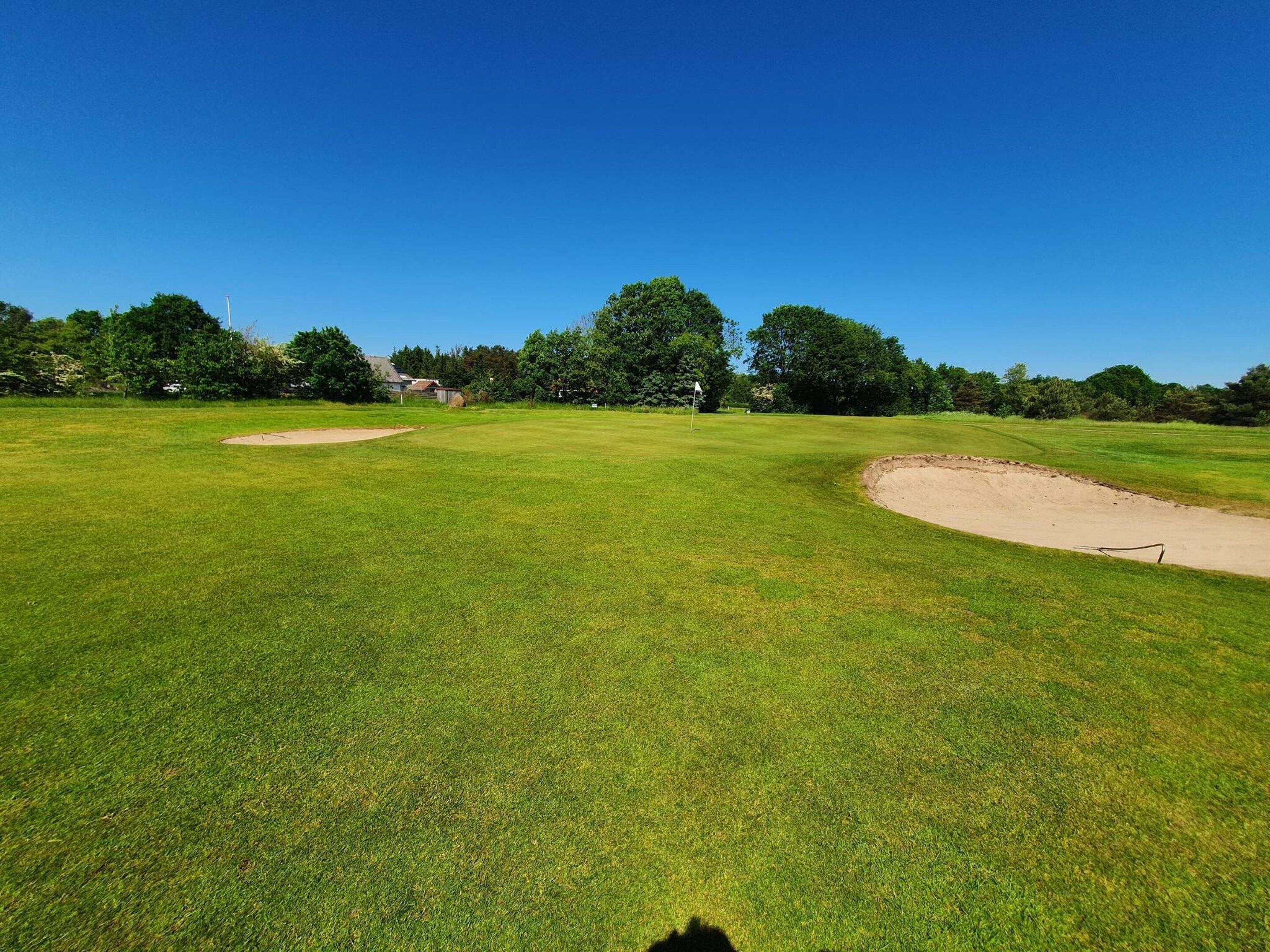 House | Golf