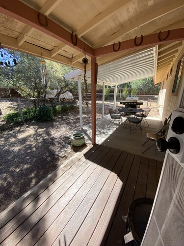 SilverKing Family Retreat - Dog Friendly!