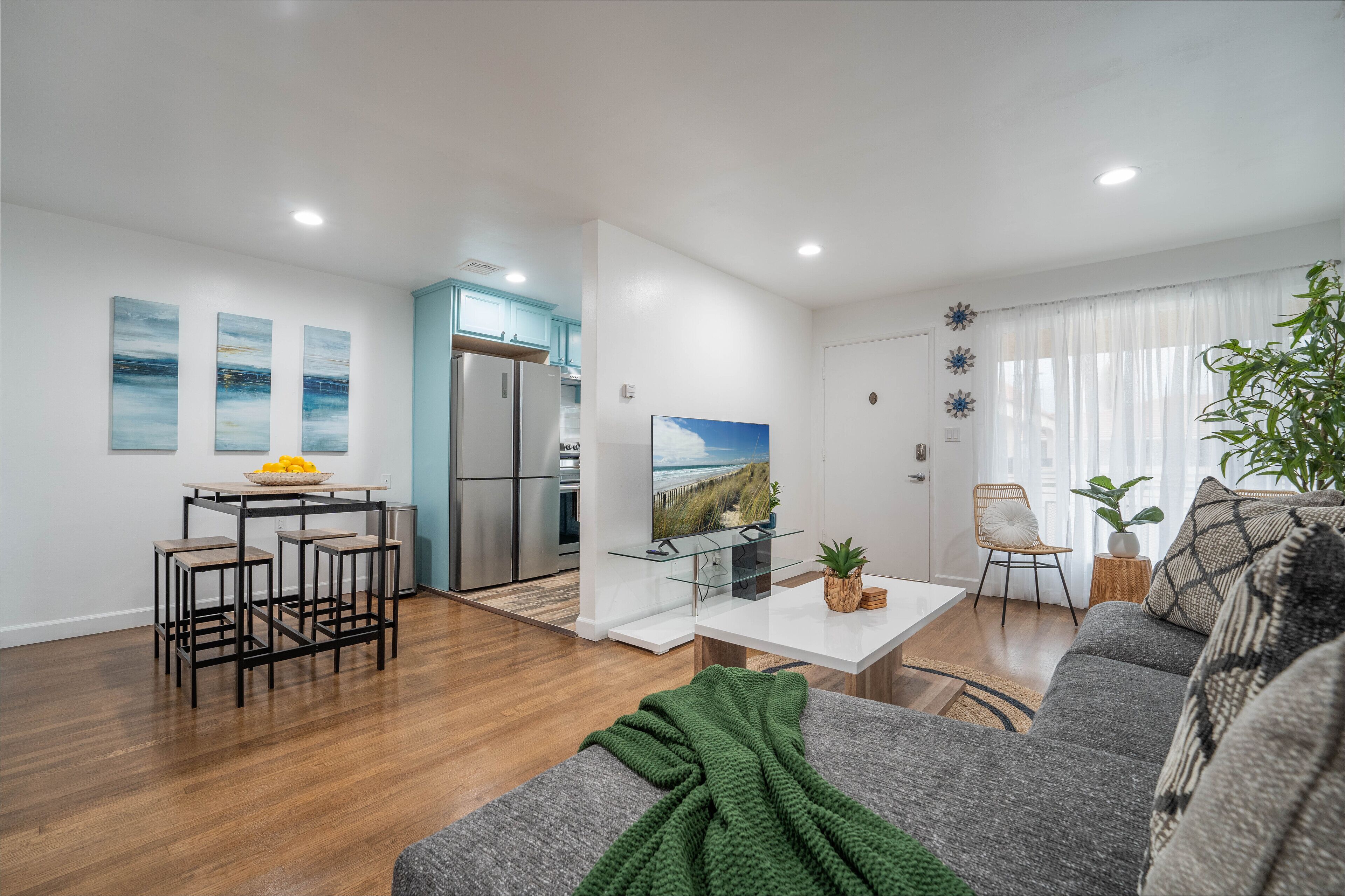 BEAUTIFUL LONG BEACH SHORELINE GETAWAY 🌊