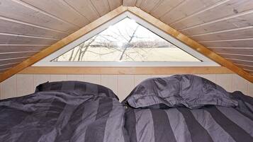 House | 2 bedrooms, individually furnished