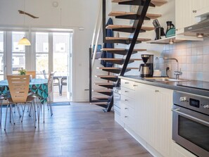House | Private kitchen - 6 Person Holiday Home in Vestervig (Vestervig)