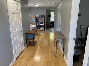 Interior - Jubilee Cottage in the heart of Daphne! (Daphne)
