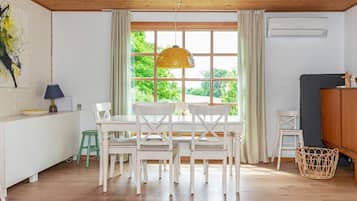 House | Tempat makan