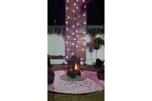 Property grounds - Lively villa with pool, waterfall, and slide (Tulum)