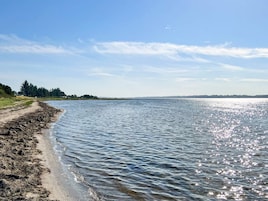 Vista al agua