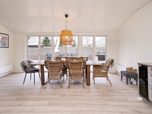 House | Dining