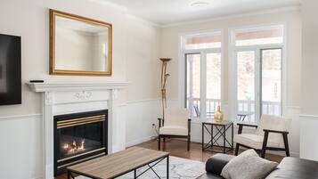 Téléviseur connecté, foyer