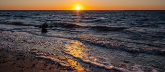 Beautiful Bayfront with Sanctuary Private Beach 