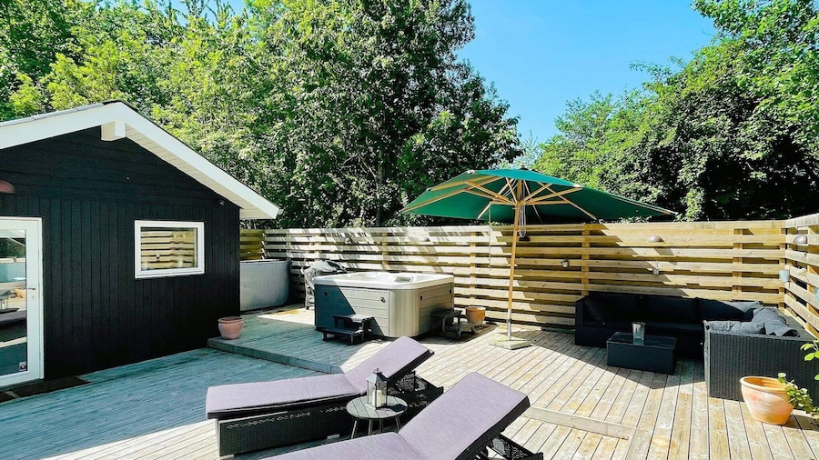 8 Person Holiday Home in Gilleleje-by Traum