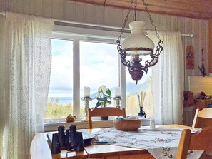 House | Dining - 6 Person Holiday Home in Bratland-by Traum (Luroy)