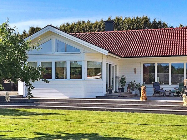 House | Exterior