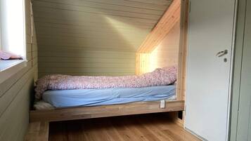 House | 4 bedrooms, individually furnished