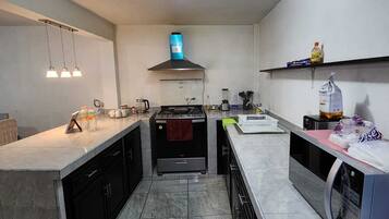 Microwave, oven, stovetop, blender