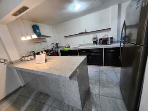 Microwave, oven, stovetop, blender