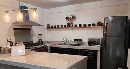 Beautiful apartment just 45 min away from the airport with private parking