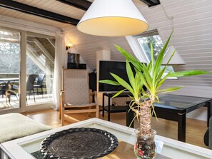 Living area - 8 Person Holiday Home in Blavand (Blavand)