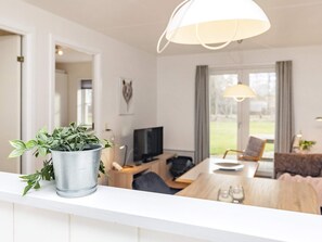 Apartment | Interior - 4 Person Holiday Home in Hals (Hals)