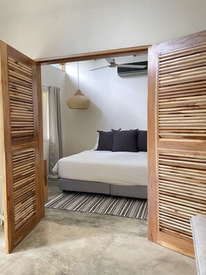 1 bedroom, in-room safe, WiFi, bed sheets