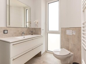 Apartment | Badezimmer