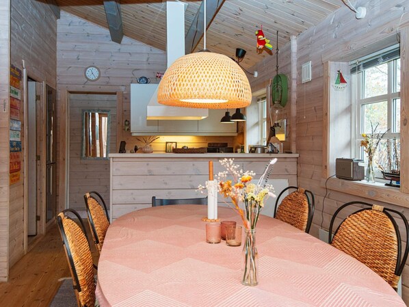 House | Dining