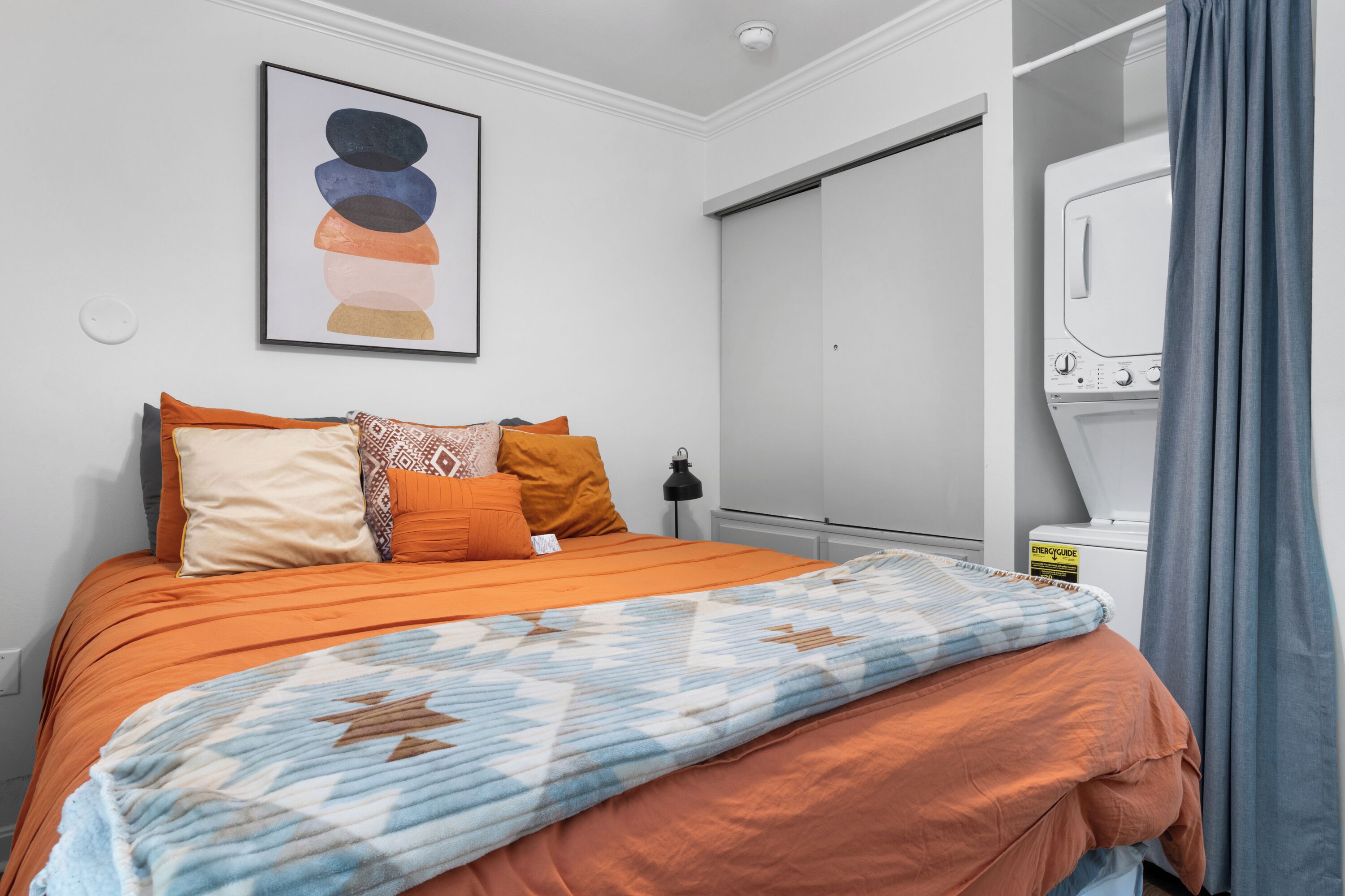 1 soverom, strykejern/-brett, wi-fi (inkludert) og sengetøy