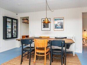 House | Dining