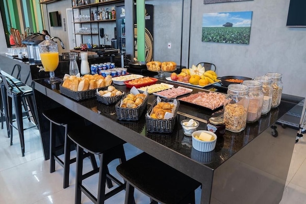 Gratis morgenmadsbuffet hver dag