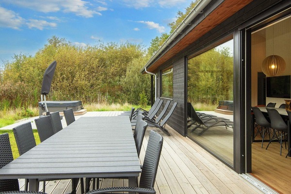 House | Dining