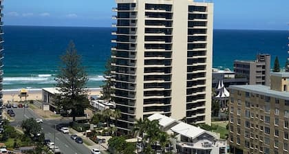 Beach & River Holiday in the Sun with access to extensive apartment facilities!