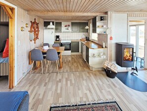 House | Private kitchen - 7 Person Holiday Home in Lemvig (Lemvig)