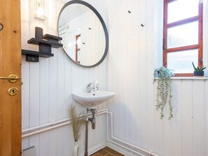 House | Bathroom - 6 Person Holiday Home in Ebeltoft (Ebeltoft)