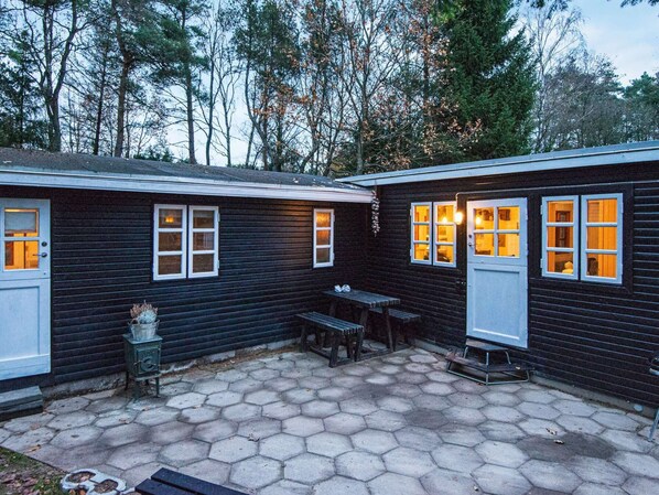 Exterior - 6 Person Holiday Home in Ebeltoft (Ebeltoft)