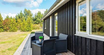 6 Person Holiday Home in Ebeltoft