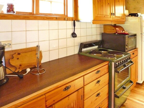 Apartment | Interior - 7 Person Holiday Home in Oppstryn (Stryn)