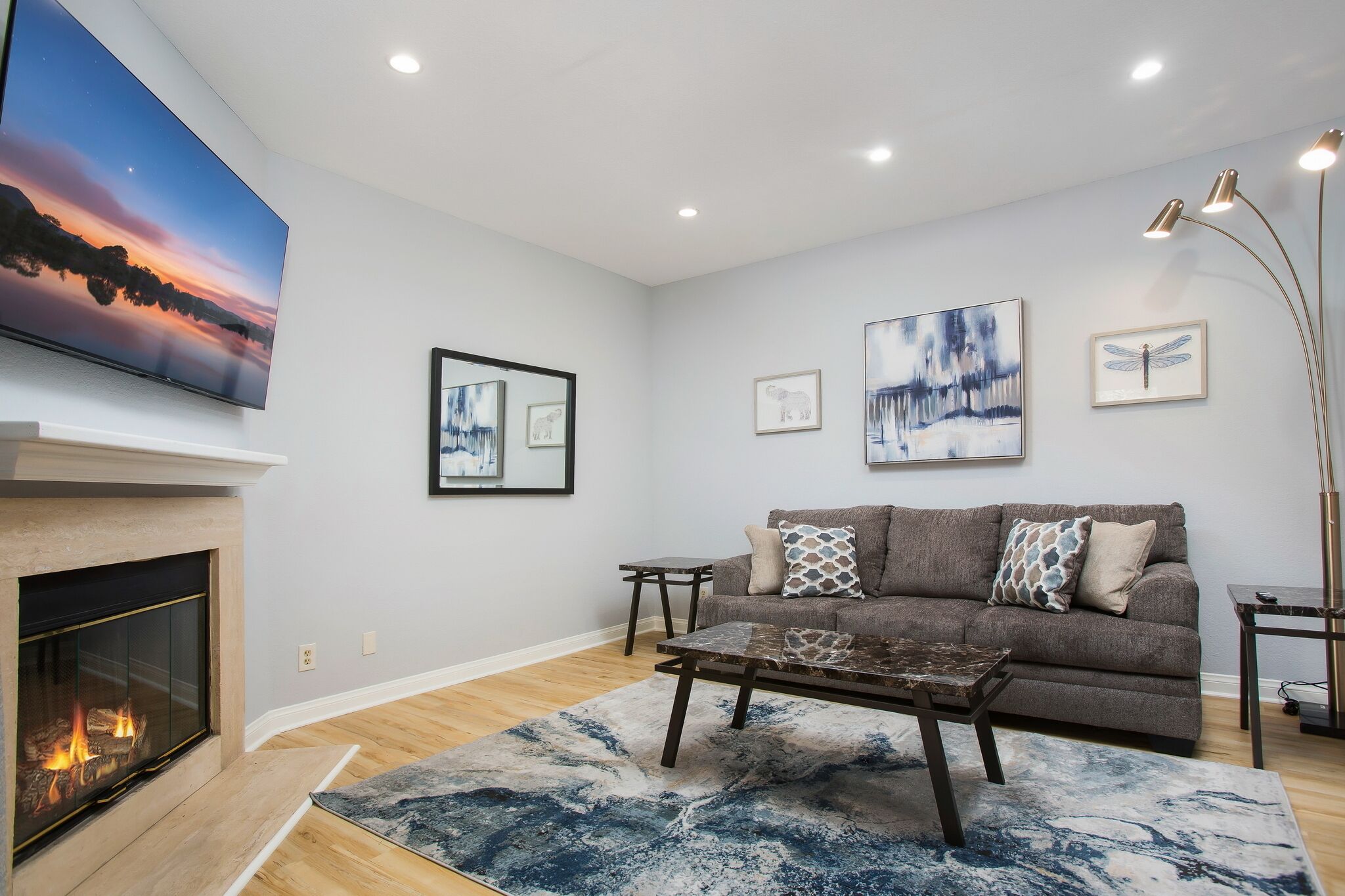 Nice 2-bedroom Shadow Ridge townhouse