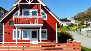 House | Exterior
