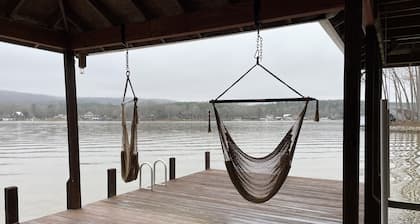 Lake Front House with Dock, Kayaks, and Boat Slip