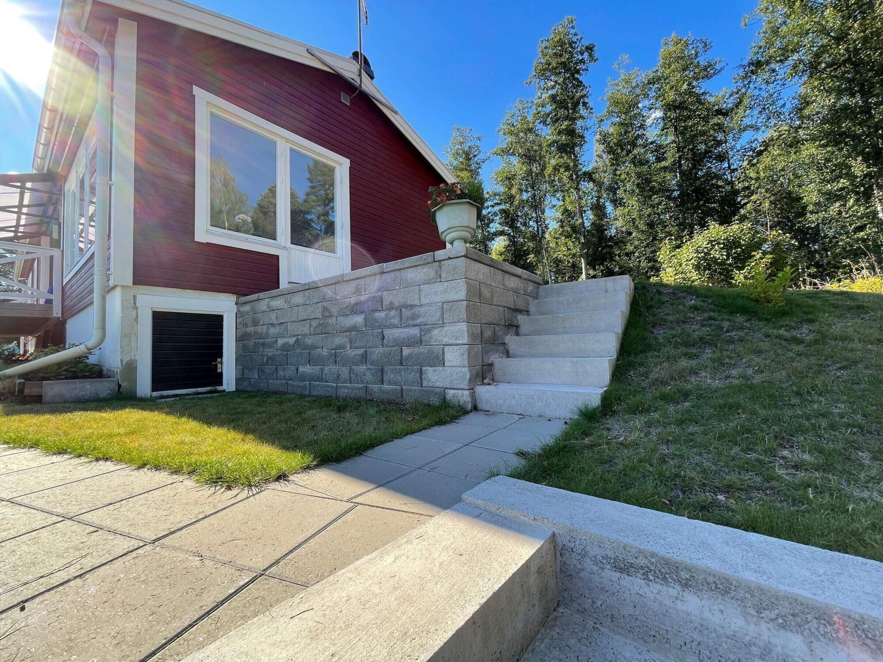 House | Exterior