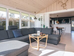 House | Interior - 5 Person Holiday Home in Tarm (Tarm)